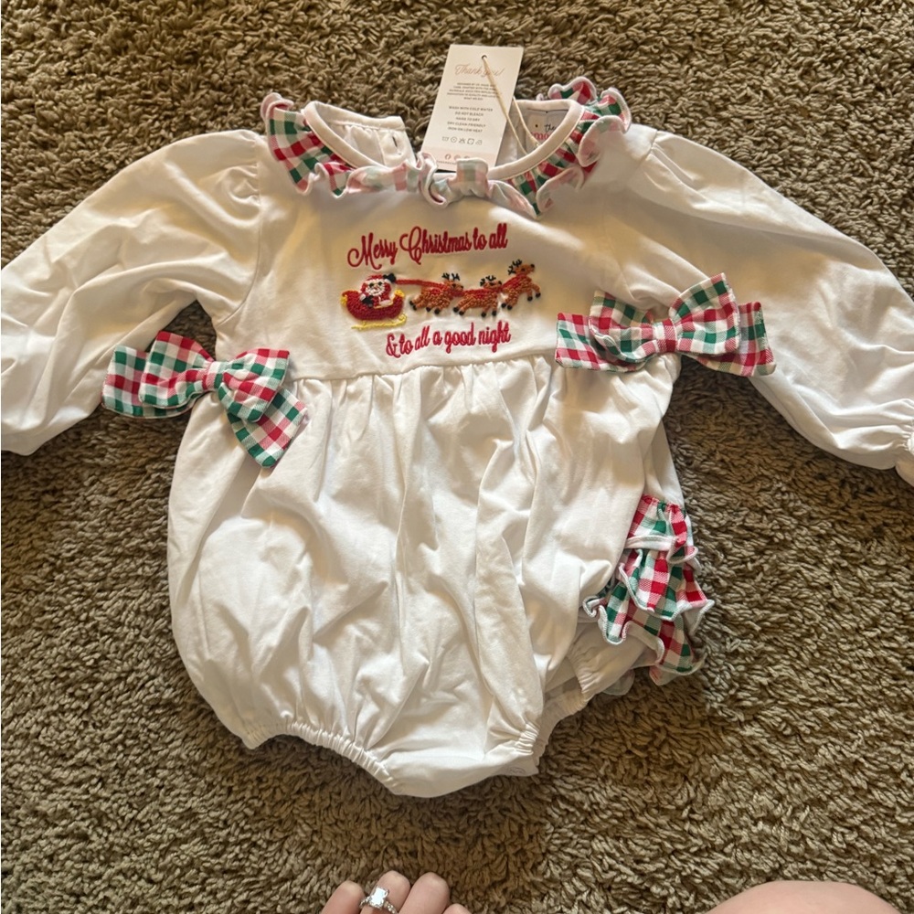 French knot Christmas bubble